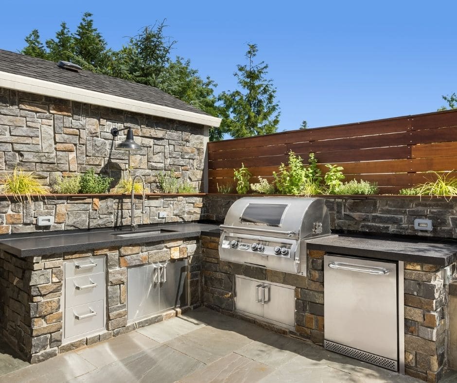 Outdoor Kitchen image 4